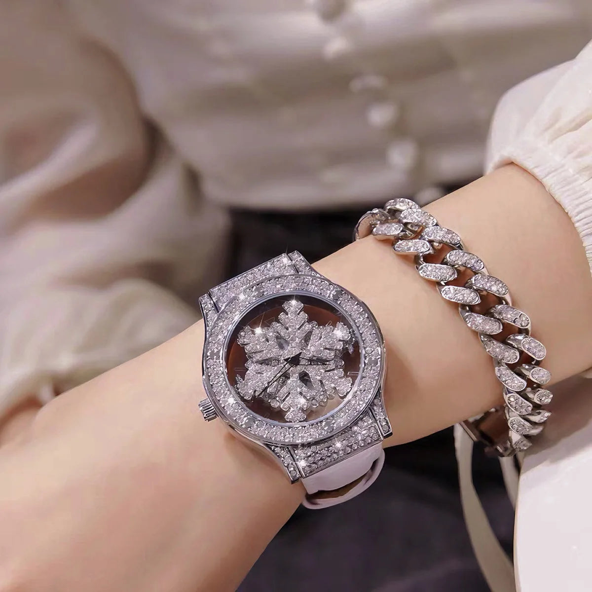 Rotary Star Snowflake Hollow Ladies Luxury Watche