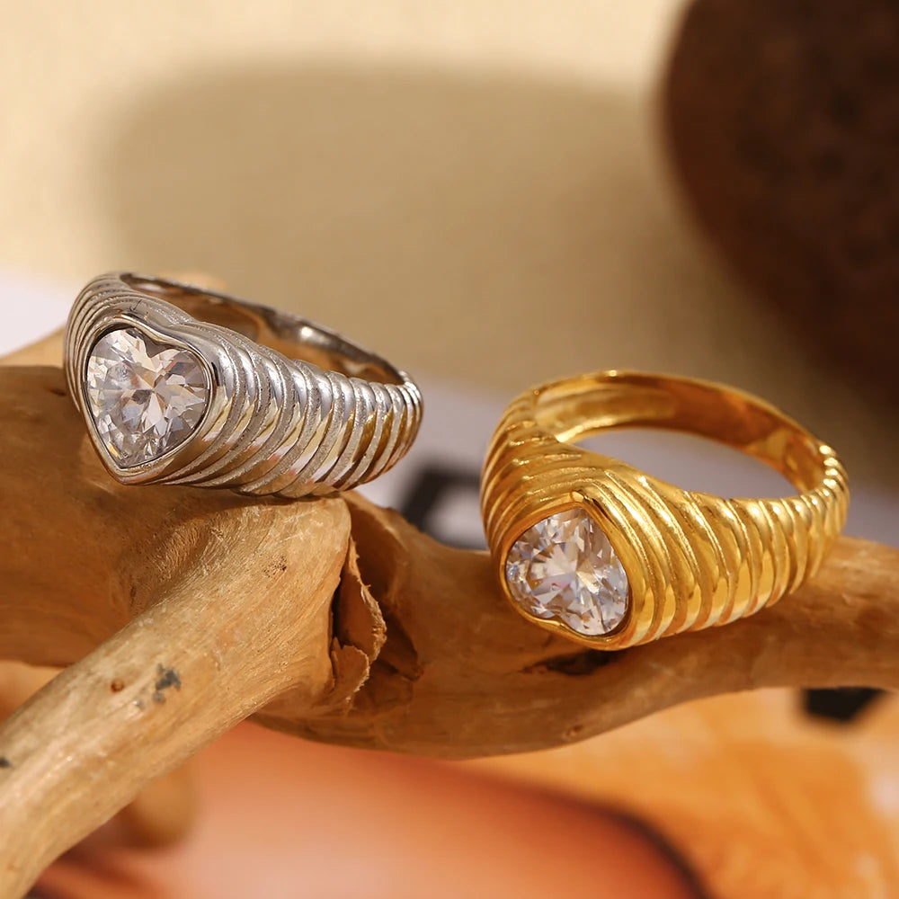 MamacitaSlay New Trends Classic Heart AAA Zircon Wedding Rings 18K Gold Plated Stainless Steel Jewelry Women's High Quality Gift